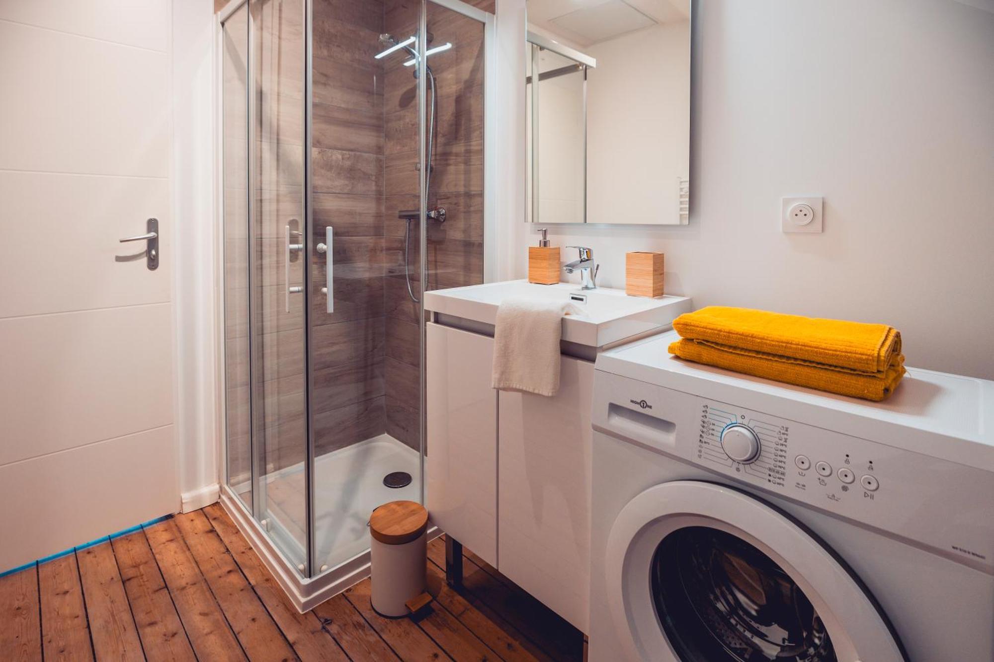 Loft Lumineux Tres Spacieux - Parking Gratuit Шатору Екстер'єр фото